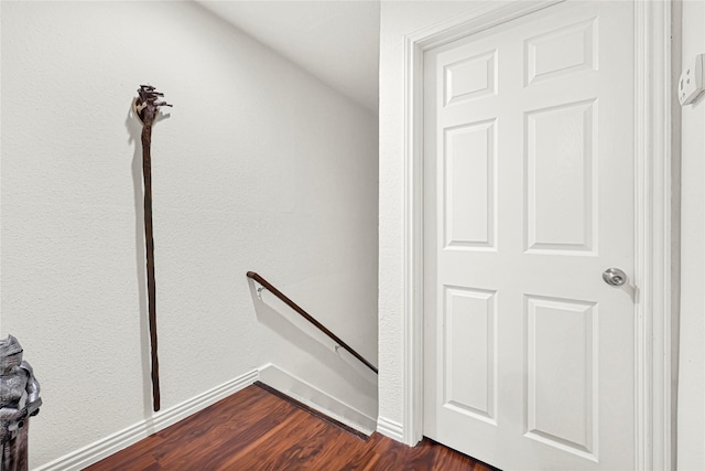 1860 White Oak Dr Unit 251, Houston, TX 77009 - staircase with wood finished floors and baseboards