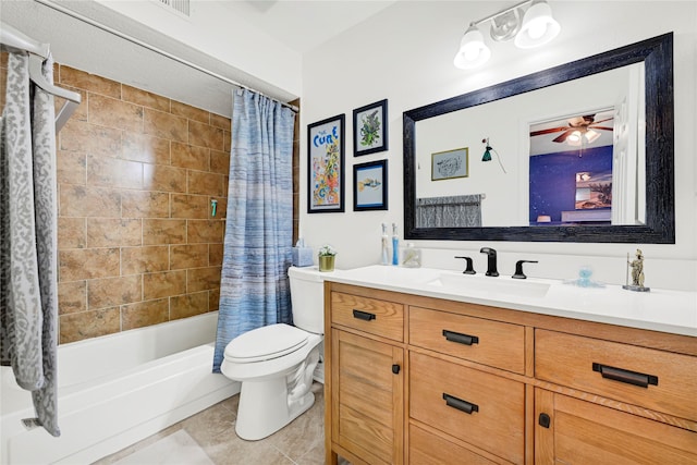 1860 White Oak Dr Unit 251, Houston, TX 77009 - full bathroom featuring vanity, shower / bath combination with curtain, and tile patterned flooring