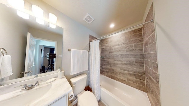 2118 Sanders Brook Dr, Baytown, TX 77521 - full bath featuring vanity and shower / bathtub combination with curtain