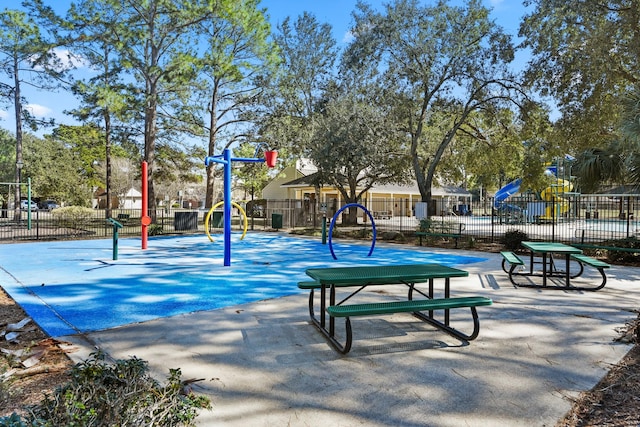 7615 Sandygate Ln, Houston, TX 77095 - surrounding community
