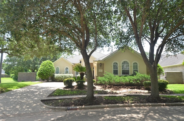 10122 Lost Hollow Ln, Missouri City, TX 77459 - photo 1