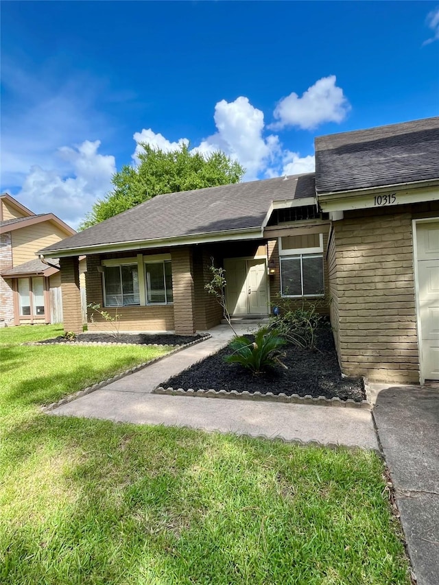 10315 Sun City Ct, Houston, TX 77099 - photo 6