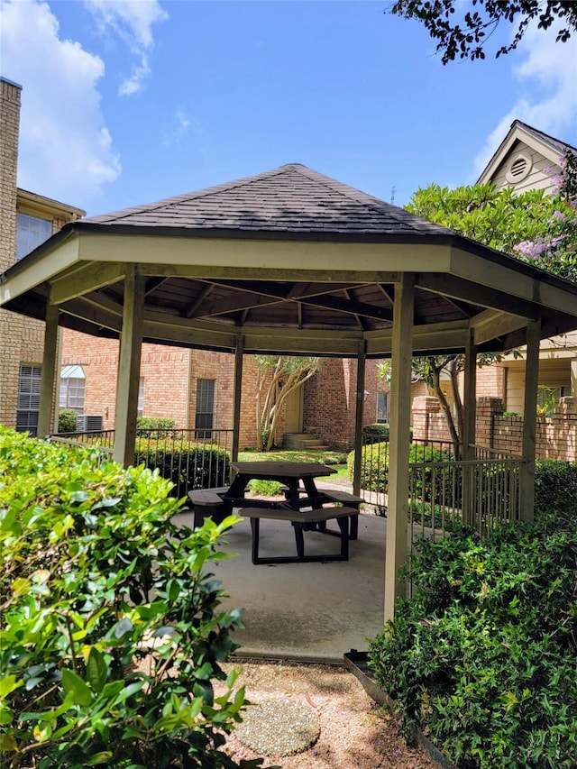 1515 Sandy Springs Rd Unit 1903, Houston, TX 77042 - view of property's community with a gazebo