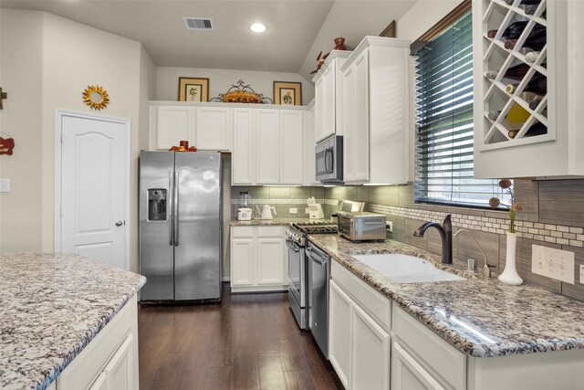 19703 Lakeside Pointe Ct, Richmond, TX 77407
