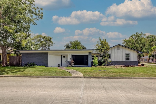 302 E Kay St, Dayton, TX 77535 - photo 3