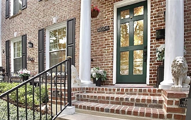 2006 Buffalo Ter, Houston, TX 77019 - property entrance with brick siding and covered porch