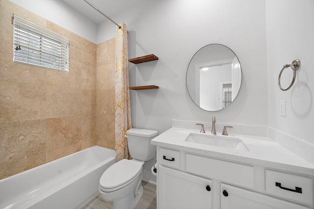 2924 Leeland St, Houston, TX 77003 - bathroom with vanity and shower / tub combo