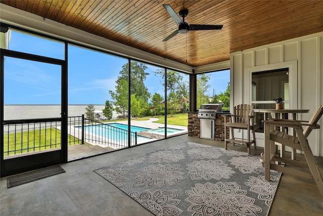 110 Penguin Pt, Point Blank, TX 77364 - sunroom with plenty of natural light