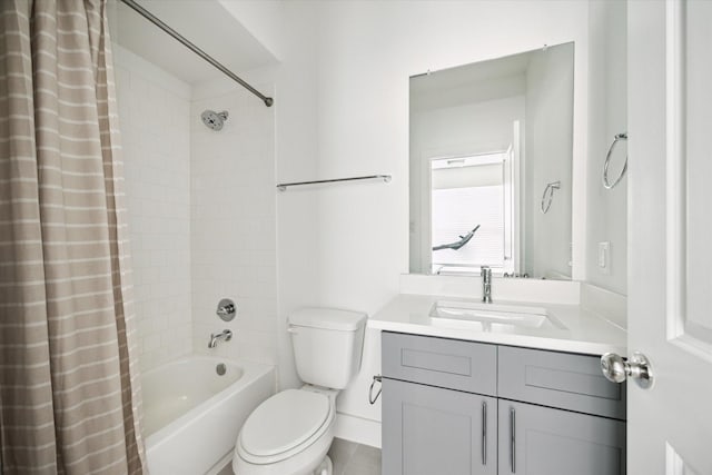 2212 Mcgowen St, Houston, TX 77004 - full bath with shower / bath combo and vanity