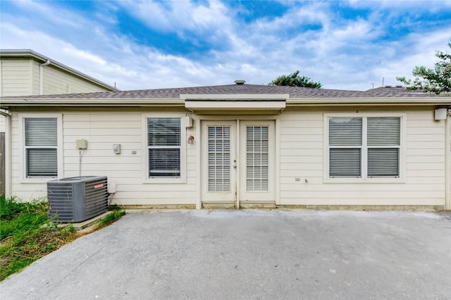 20218 Cypresswood Gln, Spring, TX 77373 - back of house featuring a patio