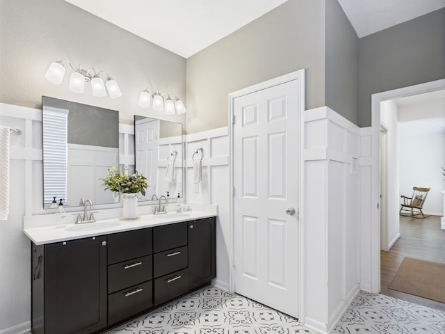 6003 Rivergrove Bend Dr, Humble, TX 77346 - full bathroom with double vanity
