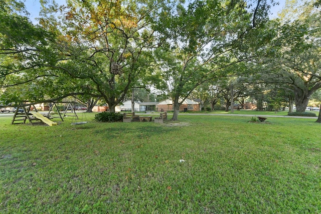 2915 Katy Hockley Rd, Katy, TX 77493 - view of green lawn