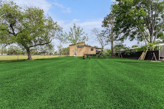 6302 Amie Ln, Pearland, TX 77584 - view of yard