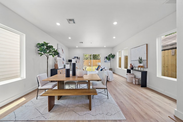 408 E 33rd St, Houston, TX 77018 - dining area featuring light wood finished floors and recessed lighting
