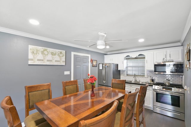 1900 Oregon St, Baytown, TX 77520 - photo 10
