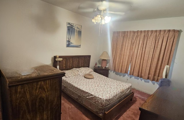 4721 Paradise Ln, Houston, TX 77048 - bedroom with carpet and a ceiling fan