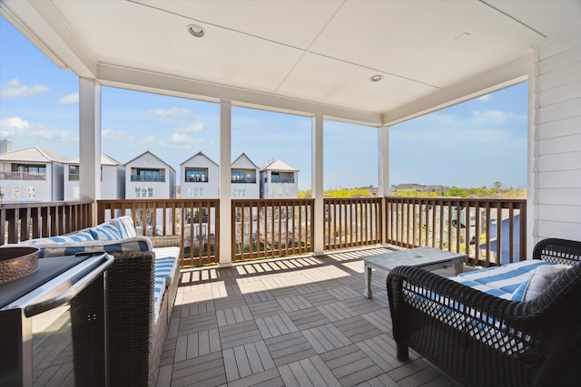 1240 W 16th St, Houston, TX 77008 - sunroom with a residential view
