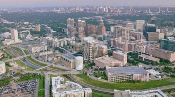 2213 S Braeswood Blvd Unit 13C, Houston, TX 77030 - view of urban area