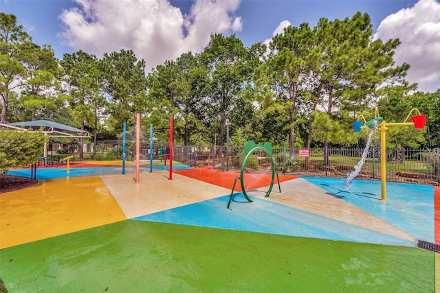 15818 Tremout Hollow Ln, Houston, TX 77044 - photo 47