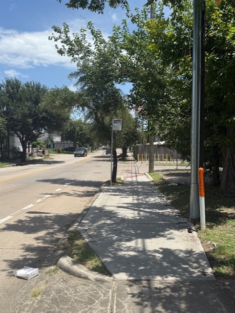0 Lyons Aly, Houston, TX 77020