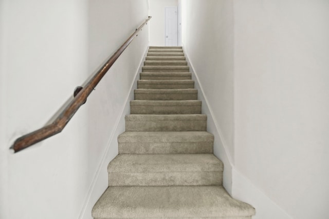 15107 Sequoia Meadow Ct, Humble, TX 77346 - view of stairs