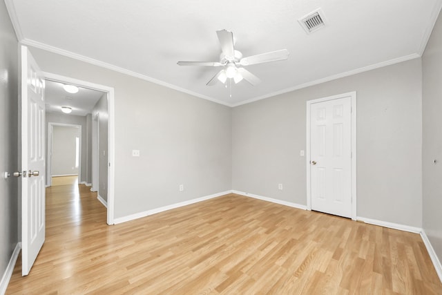 9410 Gatmere Ct, Sugar Land, TX 77498 - unfurnished room with light wood-type flooring, ceiling fan, and crown molding