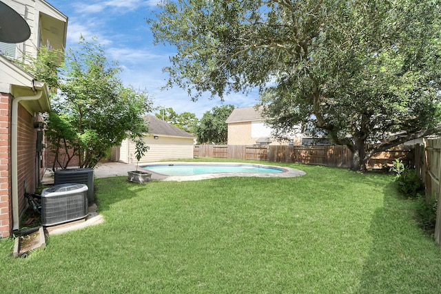 9410 Gatmere Ct, Sugar Land, TX 77498 - view of fenced backyard