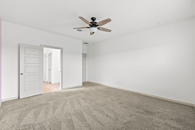 207 William Ln, Rosharon, TX 77583 - unfurnished bedroom with light colored carpet and ceiling fan