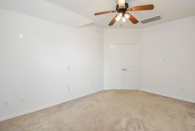 4615 Montcliff Bend Ln, Sugar Land, TX 77479 - empty room with a ceiling fan and light colored carpet