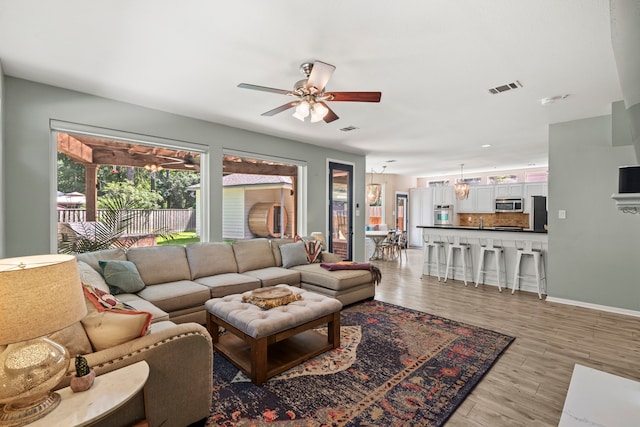 31 Treescape Cir, The Woodlands, TX 77381 - photo 10