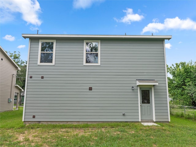 306 N Orange St, Sweeny, TX 77480 - rear view of property