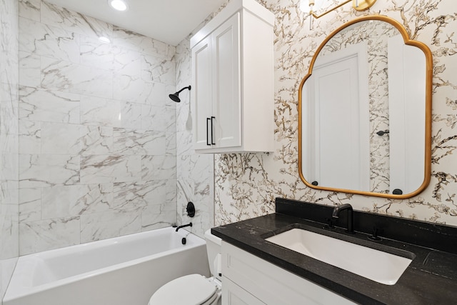 919 Worthshire St, Houston, TX 77008 - full bathroom with vanity, washtub / shower combination, and recessed lighting