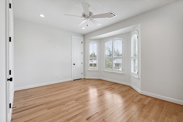 919 Worthshire St, Houston, TX 77008 - spare room featuring light wood finished floors, ceiling fan, and recessed lighting