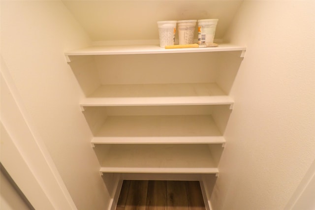 5213 Pinemont Creek Ln, Houston, TX 77018 - view of closet