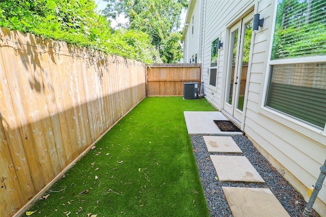 5213 Pinemont Creek Ln, Houston, TX 77018 - view of fenced backyard