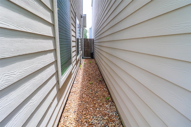 5213 Pinemont Creek Ln, Houston, TX 77018 - view of side of home