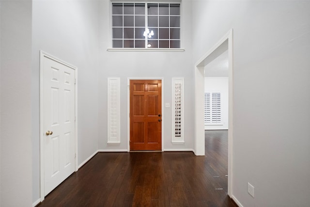 8014 Sports Haven Dr, Humble, TX 77346 - entryway featuring a high ceiling and wood-type flooring