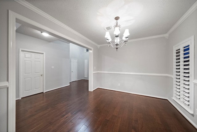 8014 Sports Haven Dr, Humble, TX 77346 - unfurnished room with a chandelier, hardwood / wood-style floors, and crown molding