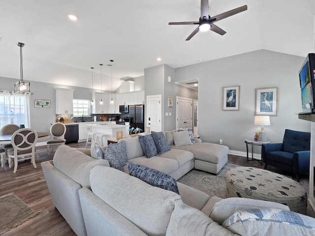 979 Fisherman Dr S, Crystal Beach, TX 77650 - photo 4