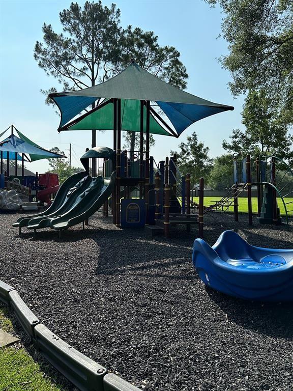 3731 Crescent Dr, Pearland, TX 77584 - view of communal playground