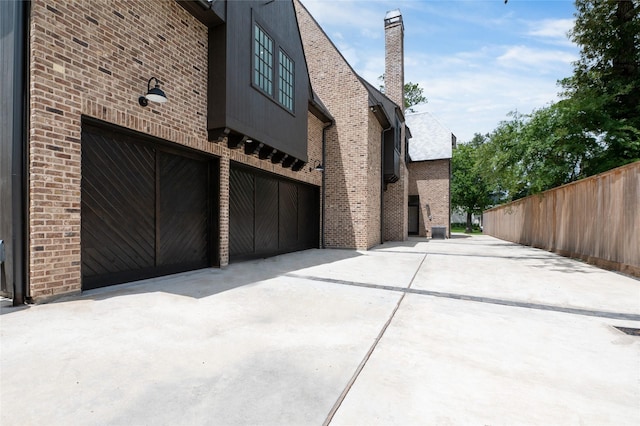 606 Pinehaven Dr, Houston, TX 77024 - photo 31
