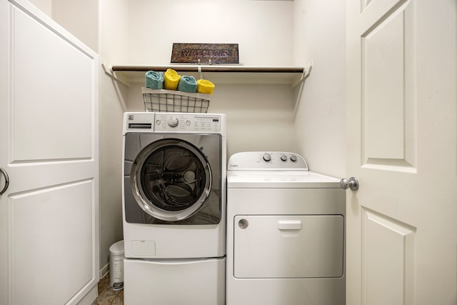 15110 Sierra Ridge Dr, Humble, TX 77396 - washroom featuring washer and dryer