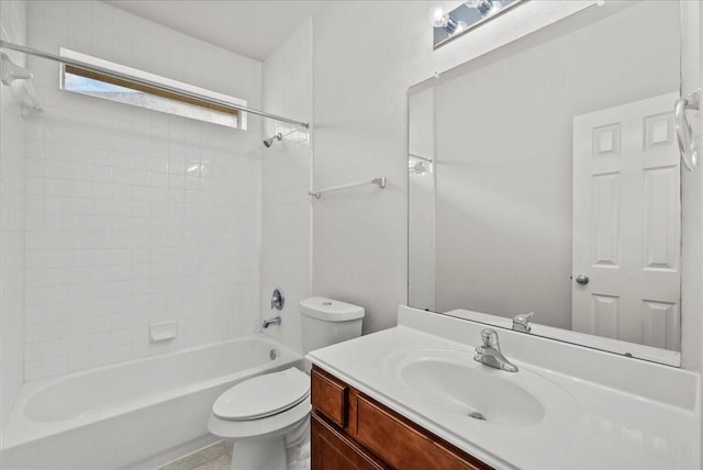 621 Rocky Hollow Ln, League City, TX 77573 - full bath with vanity and bathtub / shower combination