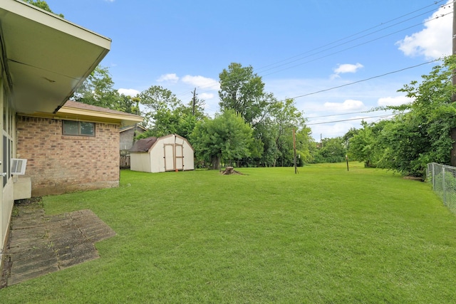 746 Fawn Dr, Houston, TX 77015 - view of yard featuring a storage unit