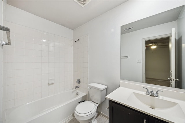 1516 Foshee Ct, Alvin, TX 77511 - full bath featuring vanity,  shower combination, and a ceiling fan