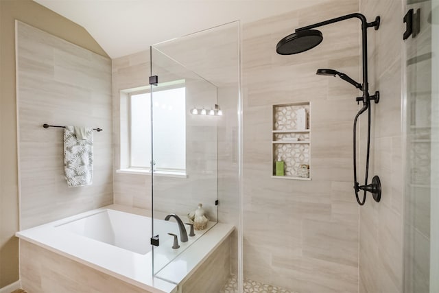 4507 Cinco Forest Trl, Katy, TX 77494 - full bath featuring a shower stall, a garden tub, and vaulted ceiling