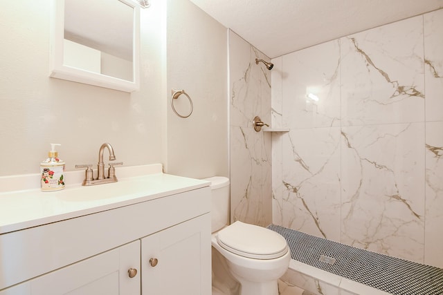 325 Carolcrest Ln Unit 3, Livingston, TX 77351 - full bath with a marble finish shower and vanity