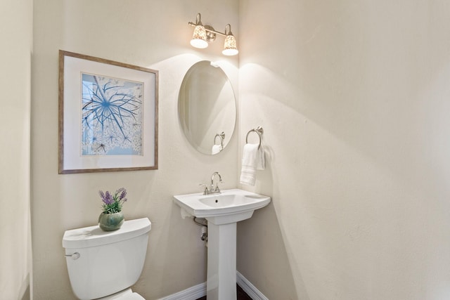 33318 Winsford St, Fulshear, TX 77441 - half bathroom featuring toilet