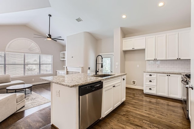 9830 Samantha Suzanne Ct, Houston, TX 77025 - photo 15