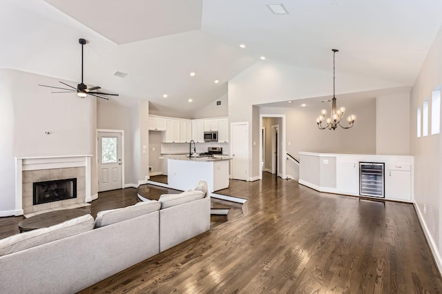 9830 Samantha Suzanne Ct, Houston, TX 77025 - photo 22